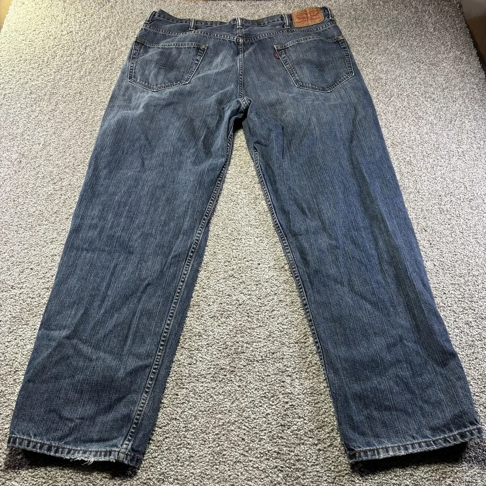 Levis 550‎ Jeans Mens 40x32 Blue Medium Wash Relaxed Straight Denim Distressed